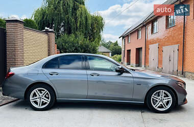 Седан Mercedes-Benz E-Class 2019 в 