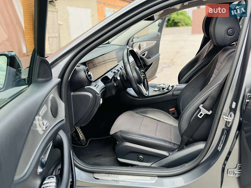 Седан Mercedes-Benz E-Class 2019 в Лохвице