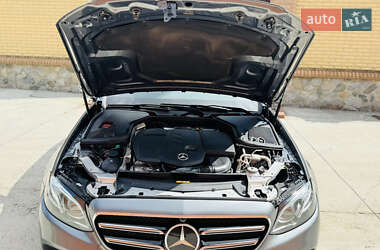 Седан Mercedes-Benz E-Class 2019 в 