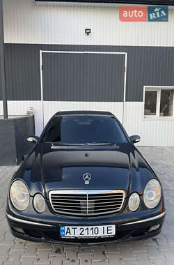 Седан Mercedes-Benz E-Class 2002 в Коломые