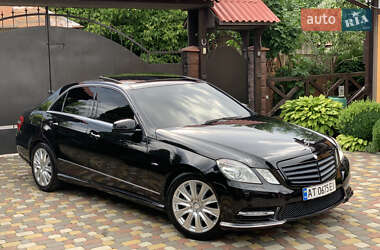 Седан Mercedes-Benz E-Class 2012 в Ивано-Франковске