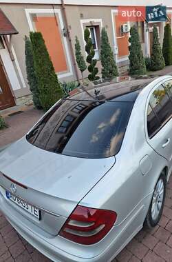Седан Mercedes-Benz E-Class 2008 в 
