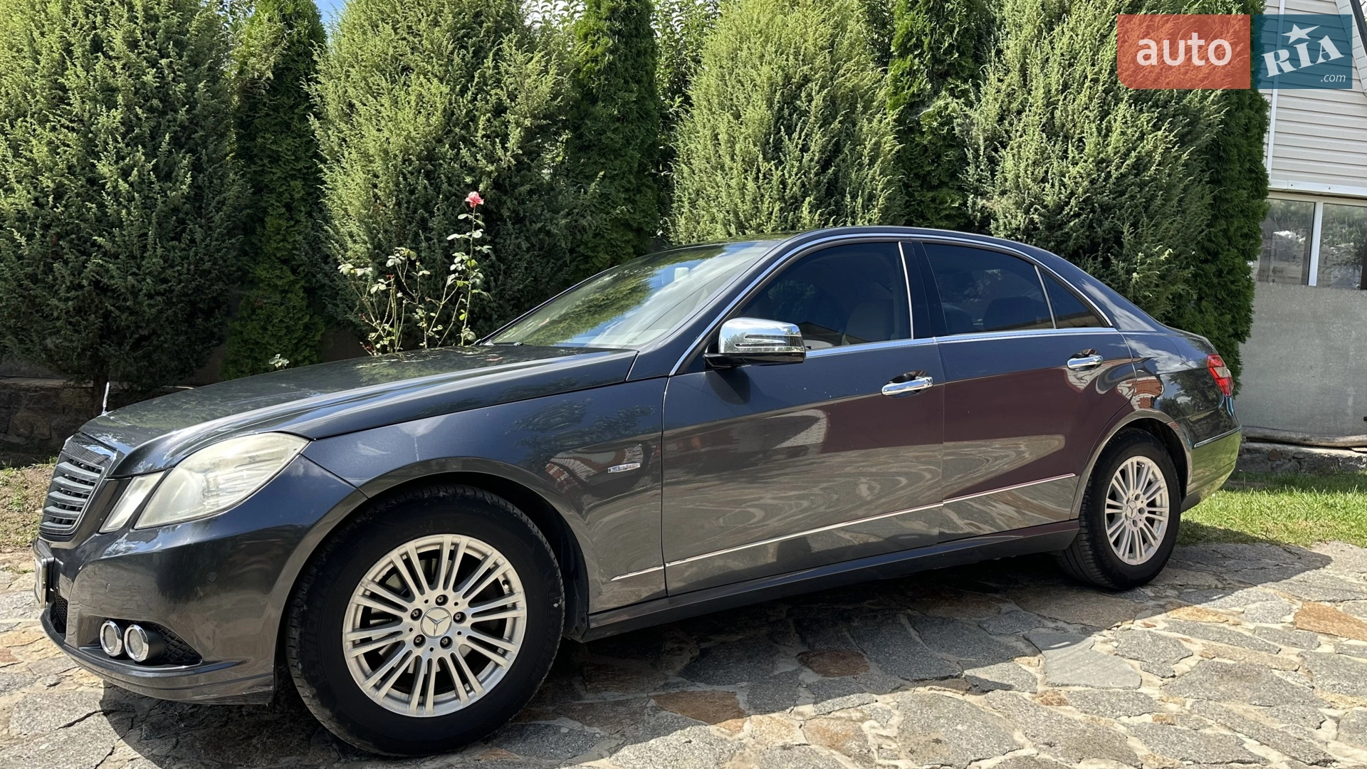 2011 Mercedes-Benz E-klasse - мініатюра 2