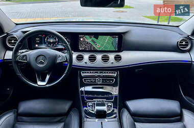 Седан Mercedes-Benz E-Class 2016 в 