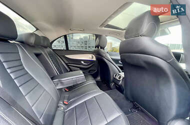 Седан Mercedes-Benz E-Class 2016 в 