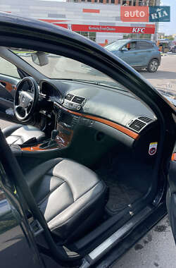 Седан Mercedes-Benz E-Class 2007 в 