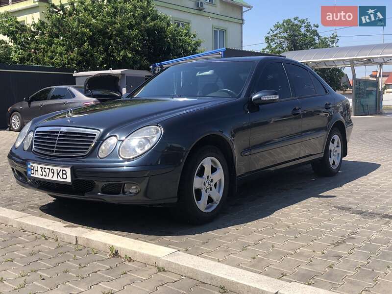 Седан Mercedes-Benz E-Class 2002 в Одесі