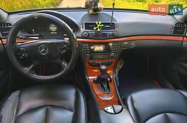 Седан Mercedes-Benz E-Class 2008 в 