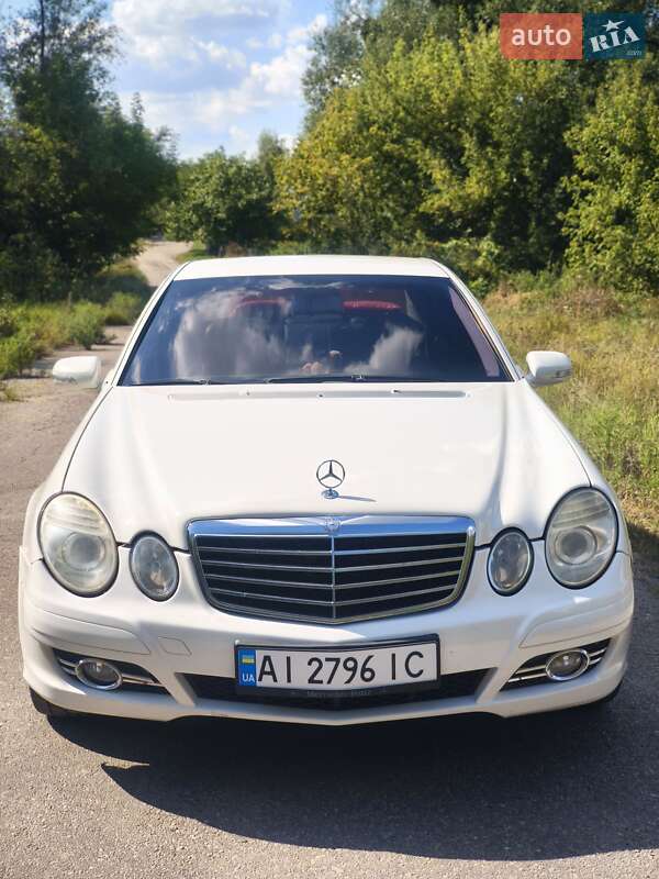 Седан Mercedes-Benz E-Class 2008 в Миронівці
