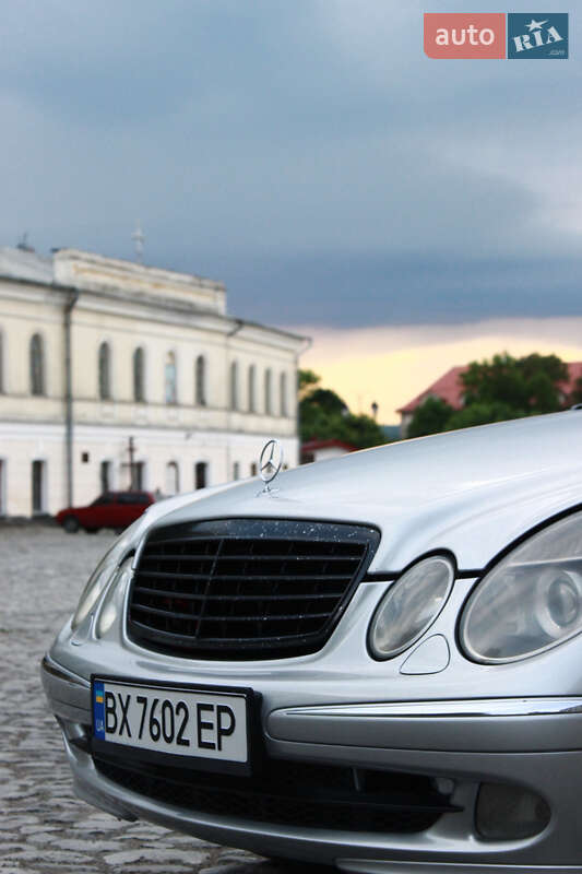 Седан Mercedes-Benz E-Class 2004 в Каменец-Подольском
