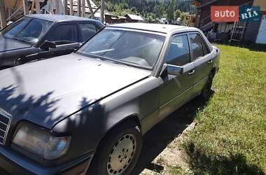 Седан Mercedes-Benz E-Class 1992 в Яремчі