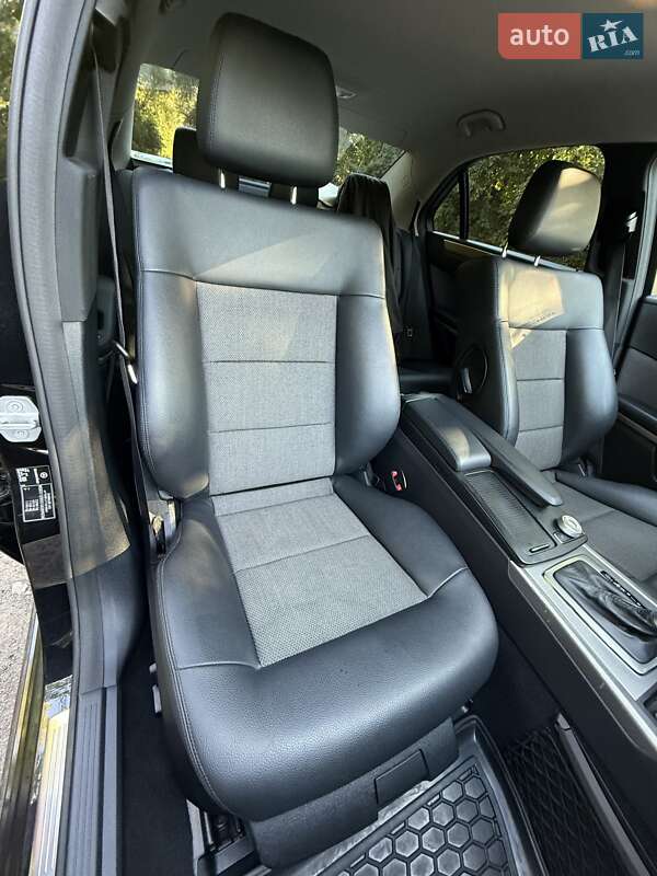 Седан Mercedes-Benz E-Class 2010 в Хмельницькому фото 9 Седан Mercedes-Benz E-Class 2010 в Хмельницькому