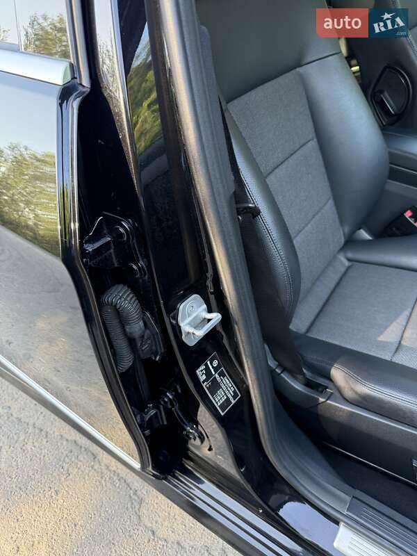 Седан Mercedes-Benz E-Class 2010 в Хмельницькому фото 37 Седан Mercedes-Benz E-Class 2010 в Хмельницькому