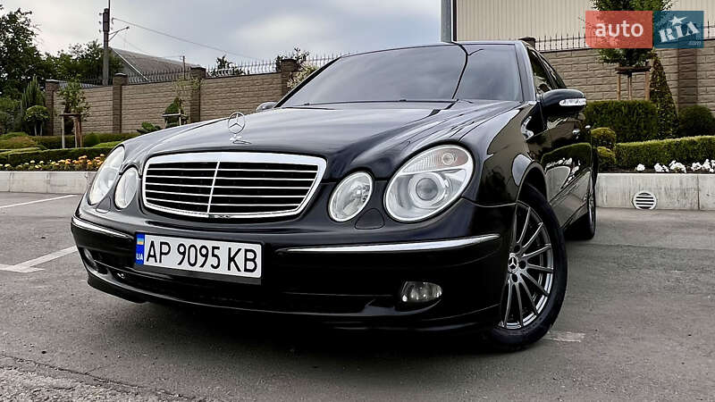 Mercedes-Benz E-Class 2005