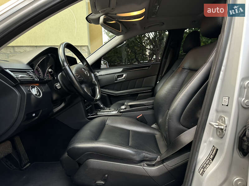 Универсал Mercedes-Benz E-Class 2011 в Надворной