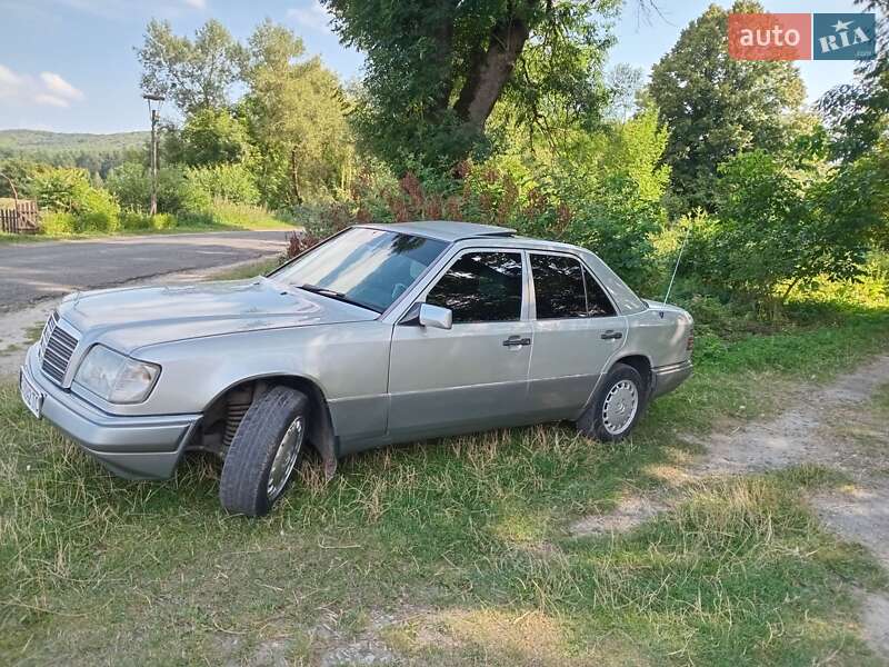 Седан Mercedes-Benz E-Class 1993 в Золочеві фото 14 Седан Mercedes-Benz E-Class 1993 в Золочеві