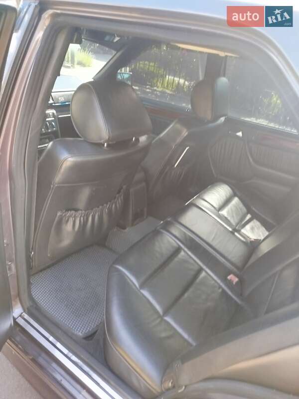 Седан Mercedes-Benz E-Class 1994 в Конотопе