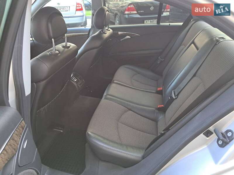 Седан Mercedes-Benz E-Class 2005 в Ивано-Франковске
