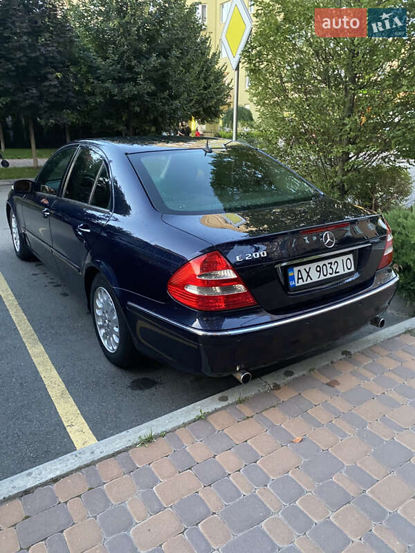 Седан Mercedes-Benz E-Class 2005 в Києві