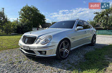 Седан Mercedes-Benz E-Class 2007 в Звягеле