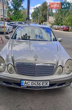 Седан Mercedes-Benz E-Class 2004 в 