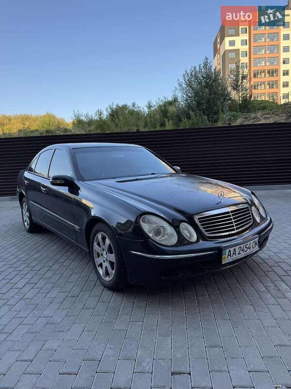 Mercedes-Benz E-Class 2003
