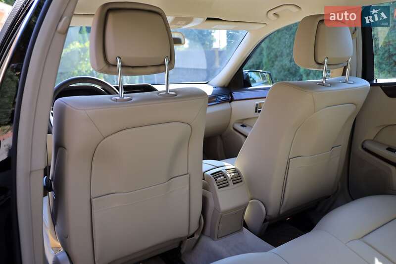 Седан Mercedes-Benz E-Class 2011 в Киеве