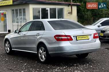 Седан Mercedes-Benz E-Class 2011 в 