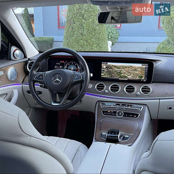 Седан Mercedes-Benz E-Class 2018 в Ужгороде
