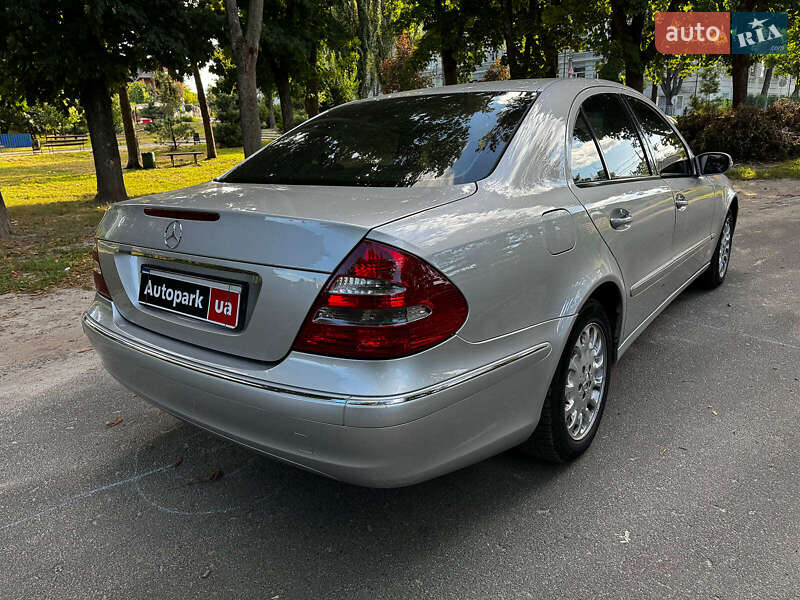 Седан Mercedes-Benz E-Class 2004 в Киеве