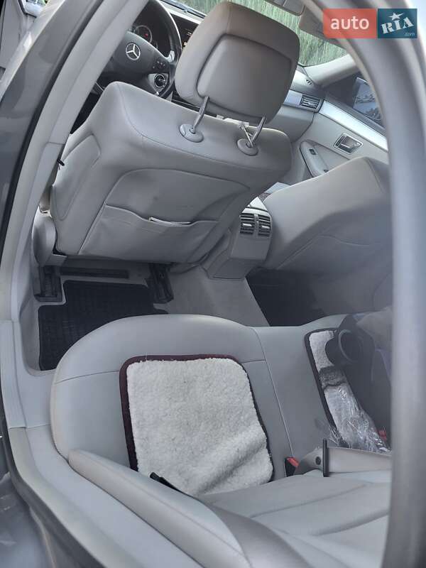 Седан Mercedes-Benz E-Class 2009 в Хусті