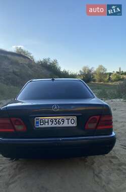 Седан Mercedes-Benz E-Class 1997 в Ширяево