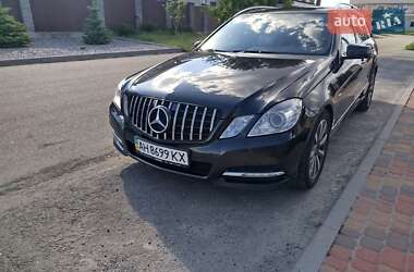 Универсал Mercedes-Benz E-Class 2011 в 
