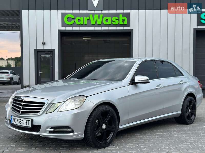 Mercedes-Benz E-Class 2013