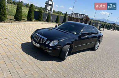 Седан Mercedes-Benz E-Class 2006 в Иршаве