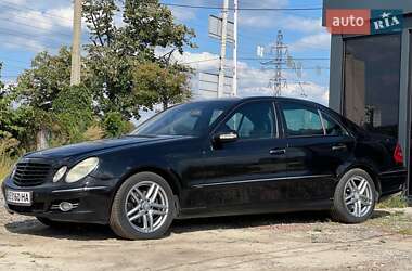 Седан Mercedes-Benz E-Class 2005 в Киеве