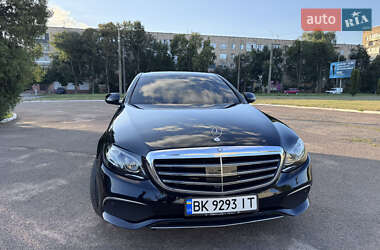 Седан Mercedes-Benz E-Class 2020 в Рівному