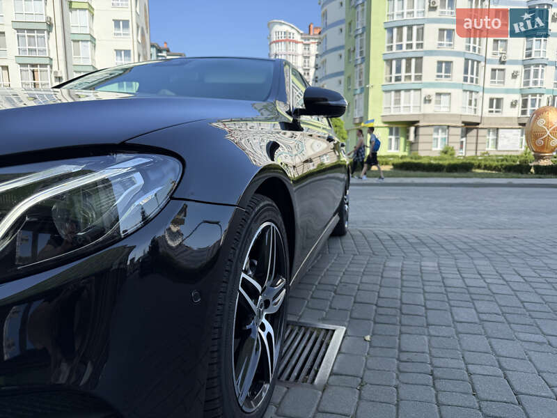 Седан Mercedes-Benz E-Class 2017 в Івано-Франківську фото 4 Седан Mercedes-Benz E-Class 2017 в Івано-Франківську