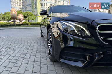 Седан Mercedes-Benz E-Class 2017 в 