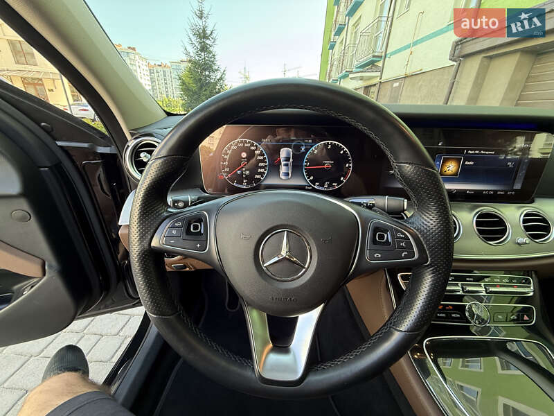 Седан Mercedes-Benz E-Class 2017 в Івано-Франківську фото 20 Седан Mercedes-Benz E-Class 2017 в Івано-Франківську
