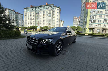 Седан Mercedes-Benz E-Class 2017 в 