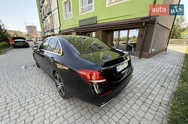 Седан Mercedes-Benz E-Class 2017 в 