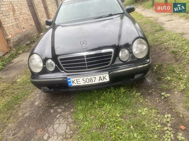Mercedes-Benz E-Class 2001