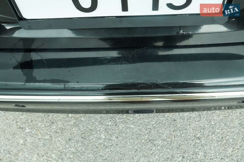 Седан Mercedes-Benz E-Class 2002 в Киеве