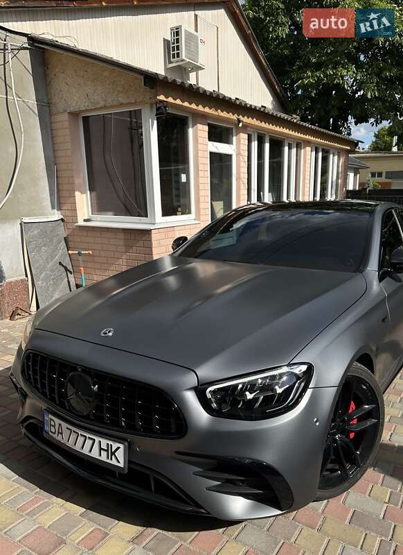 Mercedes-Benz E-Class 2023