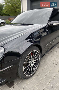 Седан Mercedes-Benz E-Class 2002 в 