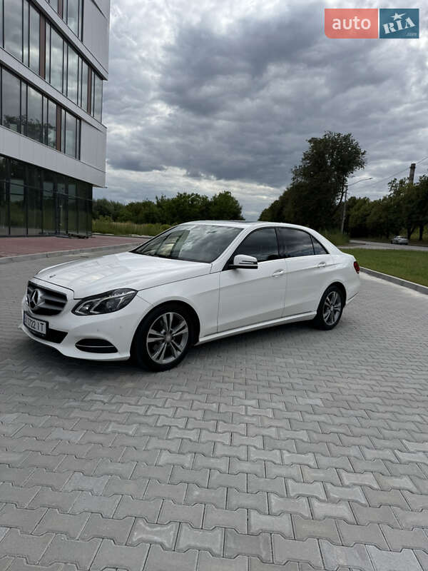 Седан Mercedes-Benz E-Class 2015 в Рівному