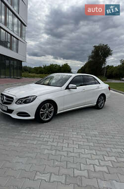 Седан Mercedes-Benz E-Class 2015 в 