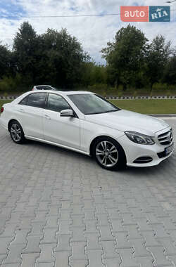 Седан Mercedes-Benz E-Class 2015 в 