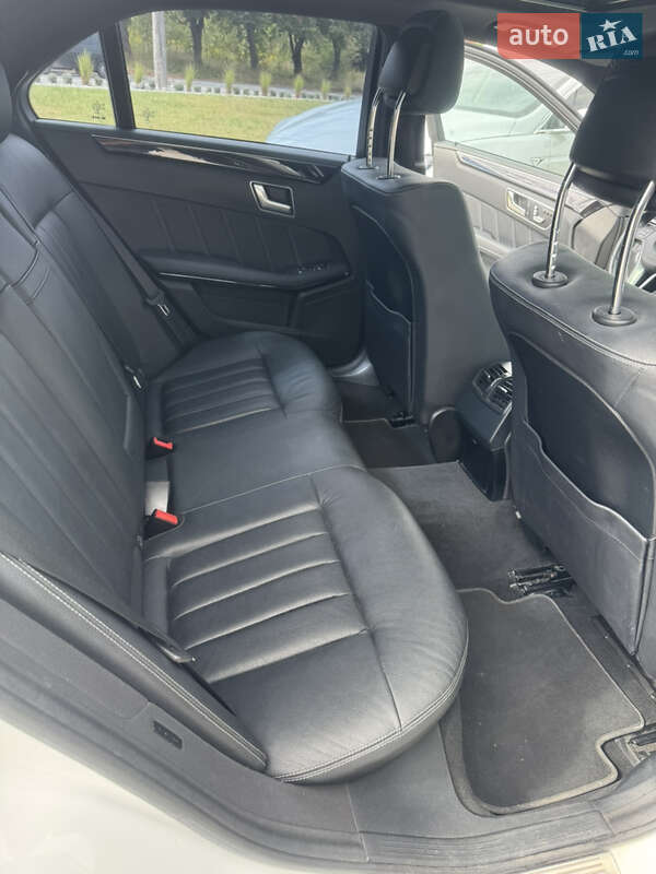Седан Mercedes-Benz E-Class 2015 в Рівному